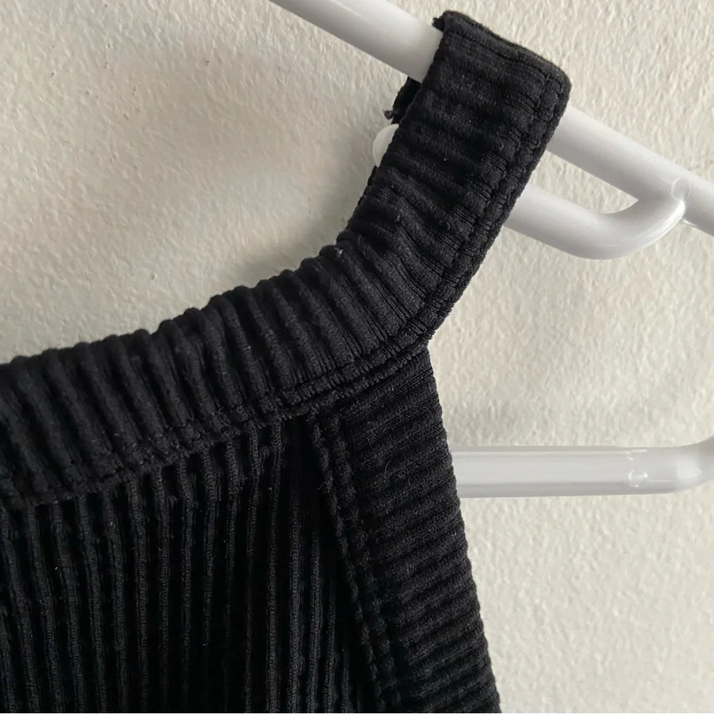 Free People Intimately Black Ribbed Crewneck Stretch Tank Top Size M/L READ - Picture 7 of 13